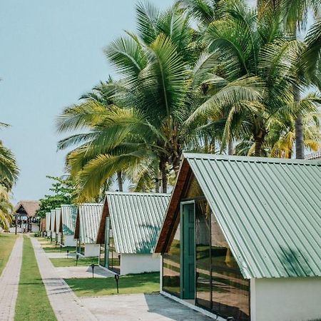 Los Olivos La Playa Hotel Y Restaurante Escuintla Eksteriør bilde