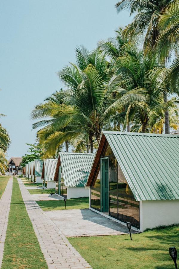 Los Olivos La Playa Hotel Y Restaurante Escuintla Eksteriør bilde
